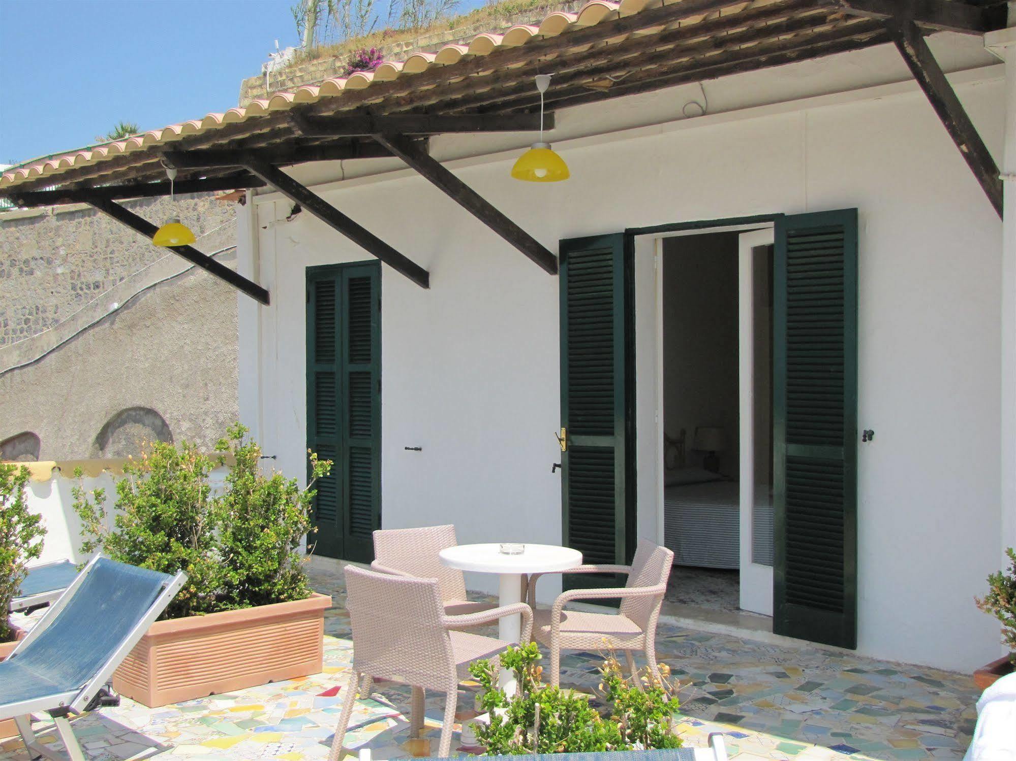 Appartamenti Casa Del Sole Sant'Angelo  Extérieur photo