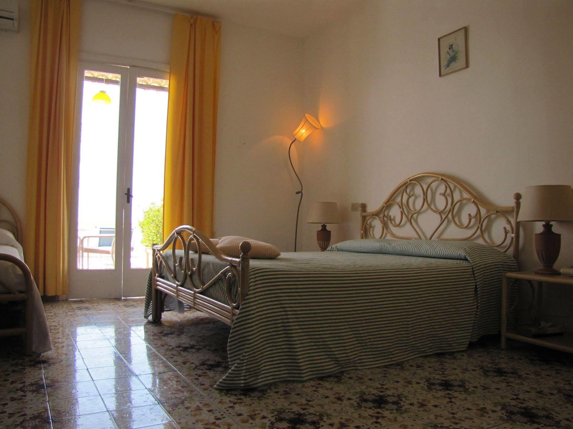 Appartamenti Casa Del Sole Sant'Angelo  Extérieur photo