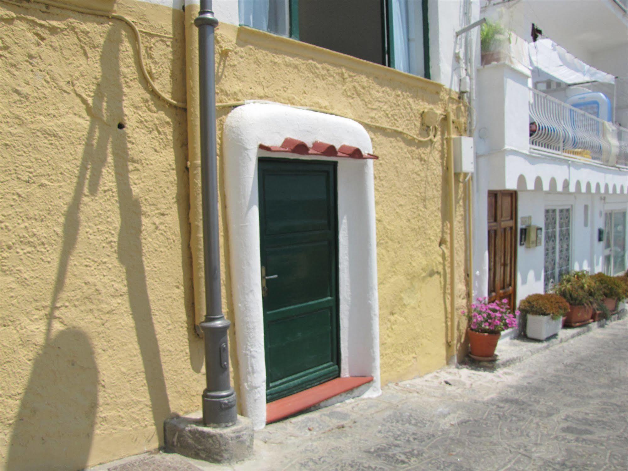 Appartamenti Casa Del Sole Sant'Angelo  Extérieur photo